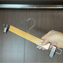 Вешалка с 2 прищепками, 33 см (натур.цв.)