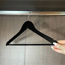 Вешалка-плечики, размер 44-46. (черн.цв.)