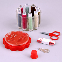 Набор для шитья В дорогу 33 предмета, Размер футляра для хранения 7х6 см