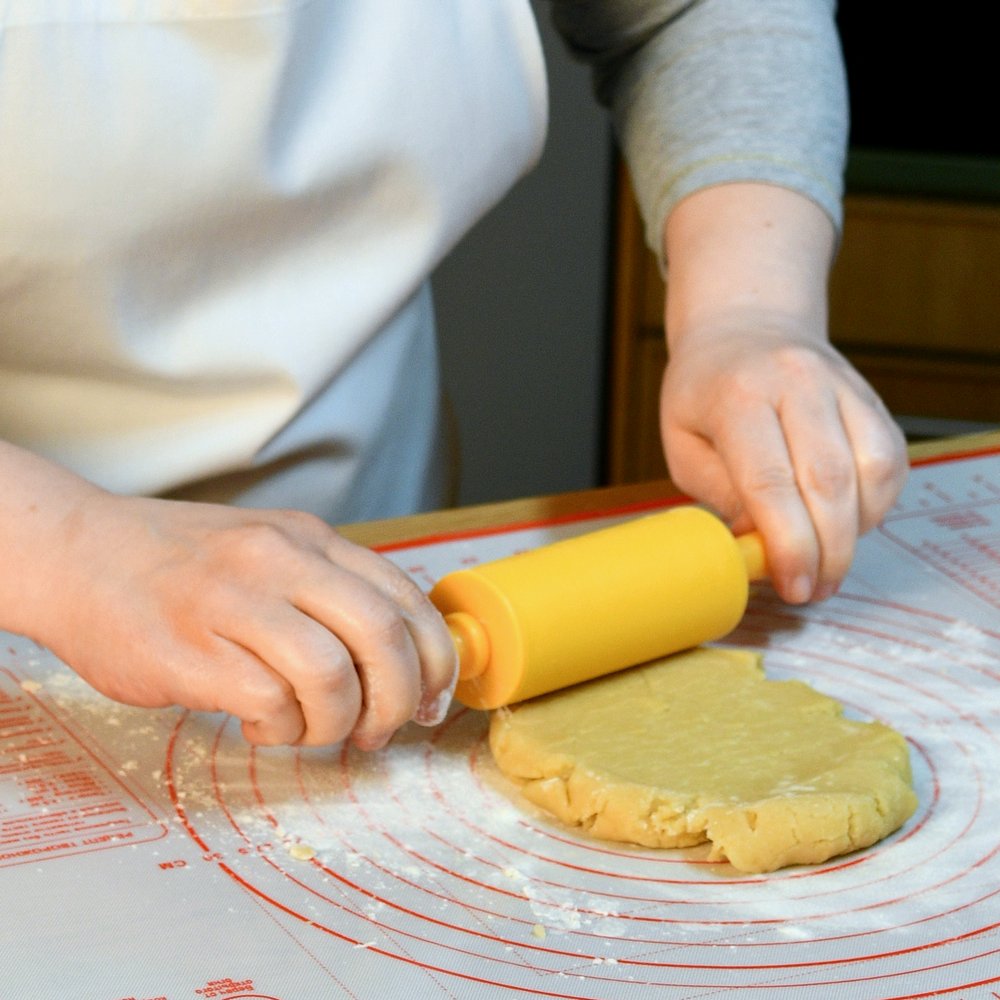 Скалка с пластмассовыми ручками, длина 22см 4 Скалка с пластмассовыми ручками, длина 22см
