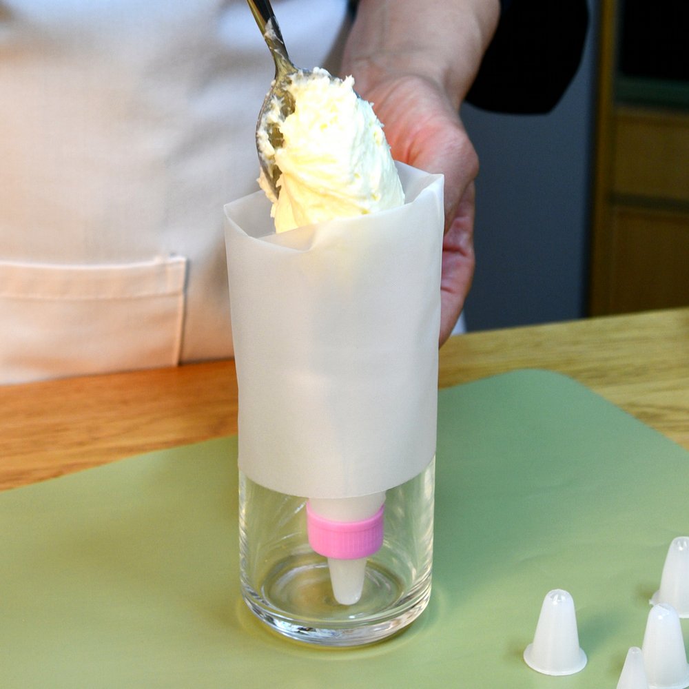 Декоратор для крема с 6 насадками 8 Декоратор для крема с 6 насадками